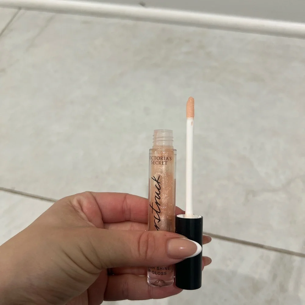 Victoria's Secret Starstruck Color Shine Lip Gloss